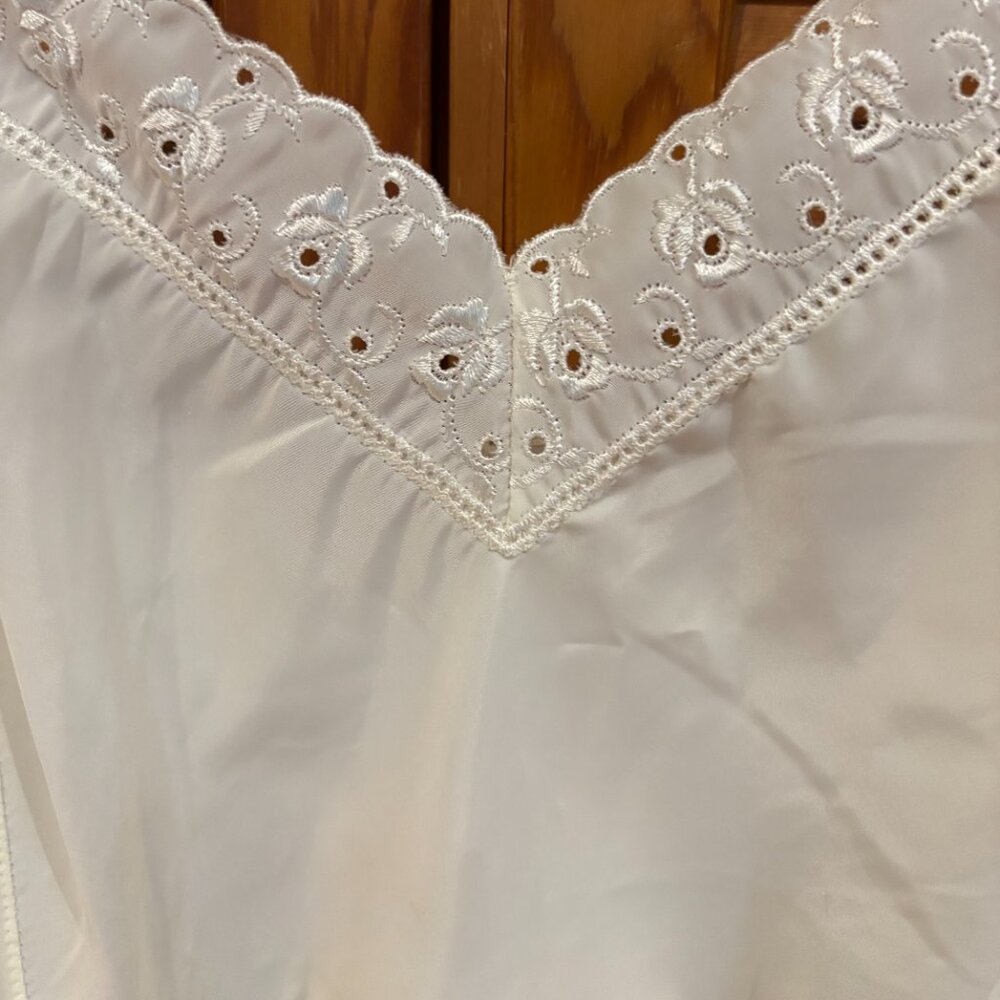 VINTAGE Barbizon Long Camisole / Slip with Zipper